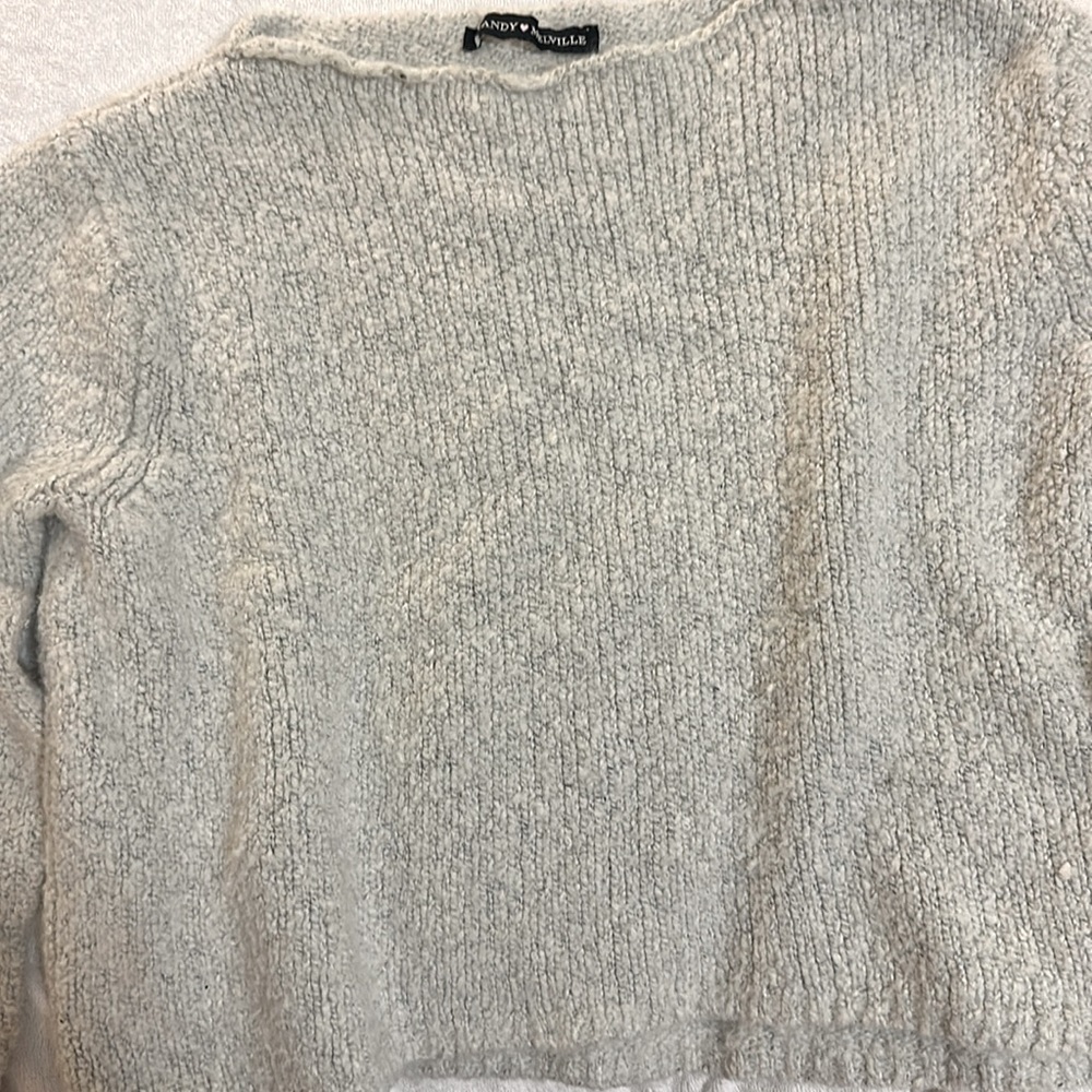 Sweater tops - Picture 2 of 3